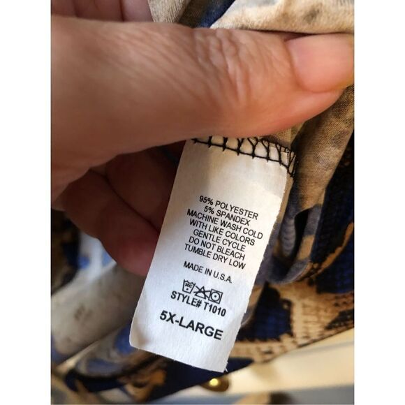 Luca Bella Snake Print V Neck Top 5X - Picture 5 of 7